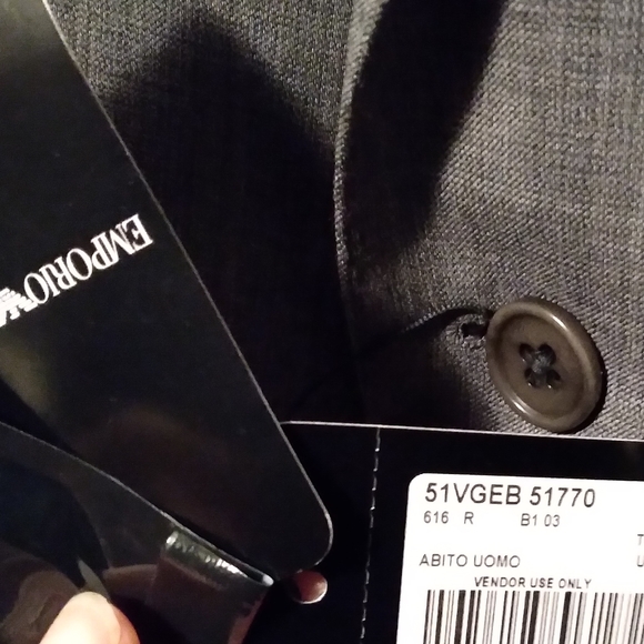 Emporio Armani Trim Fit Sharkskin Wool Suit - Picture 6 of 6